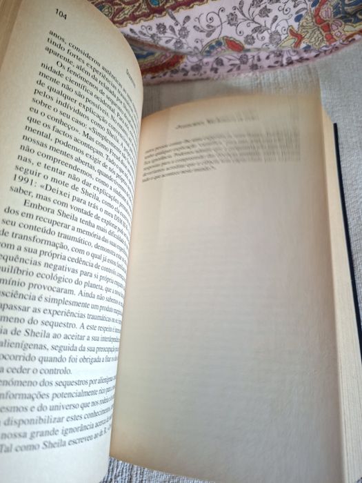 Livro Sequestro Encontro com Extraterrestres