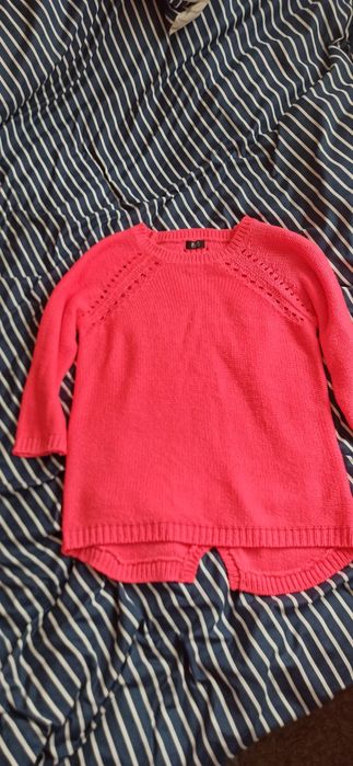 Malinowy sweterek z rękawem 3/4