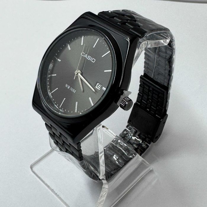 Наручний годинник в стилі Casio MTP-B145D-2A2VEF