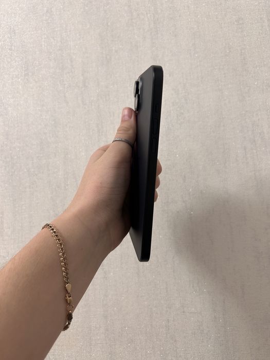 Iphone 15 plus E-Sim б/у в хорошому стані