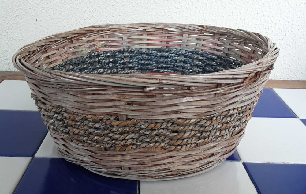 Diversos Cestos em Madeira/Palhinha/Vime - Entre 3€ e 5€!