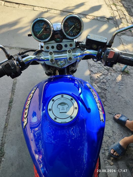 Honda CB 400 мотоцикл