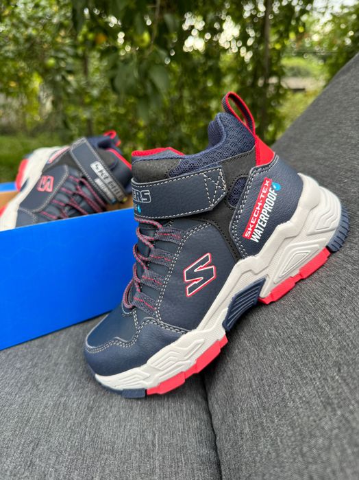 Детские демисезонные ботинки на липучках Skechers 30/31/32/33р