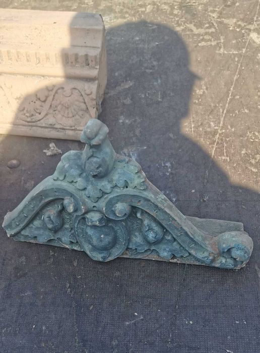 Kafle Korona Gzyms Piecowe Ozdobne Dekoracyjne
