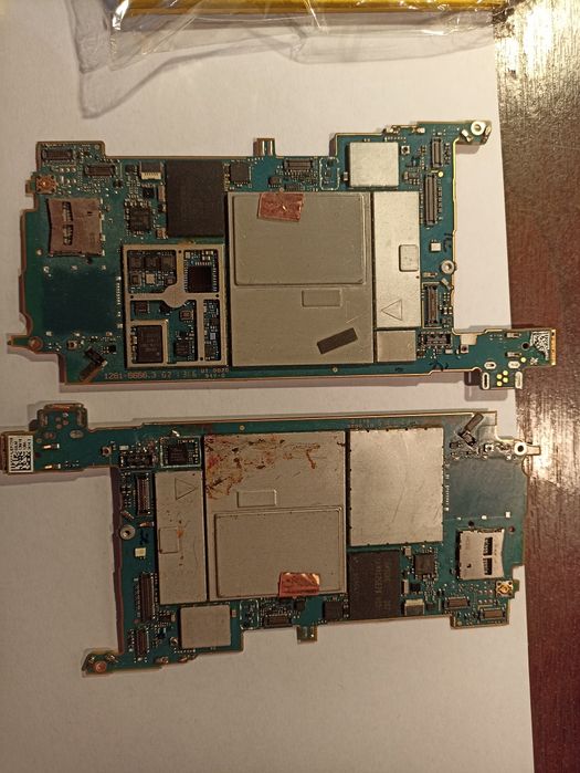 Запчастини на xperia zl