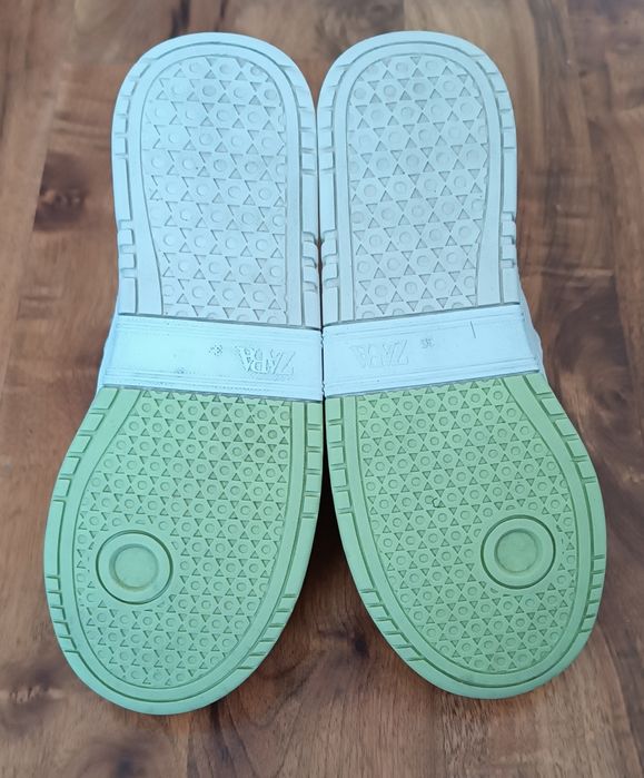 Buty sznurowane Zara