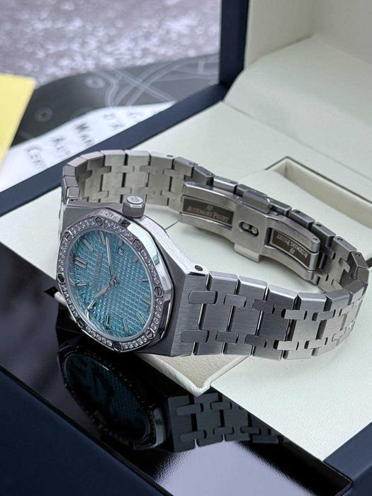 Швейцарские женские часы Audemars Piguet Royal Lady Diamond Tiffany