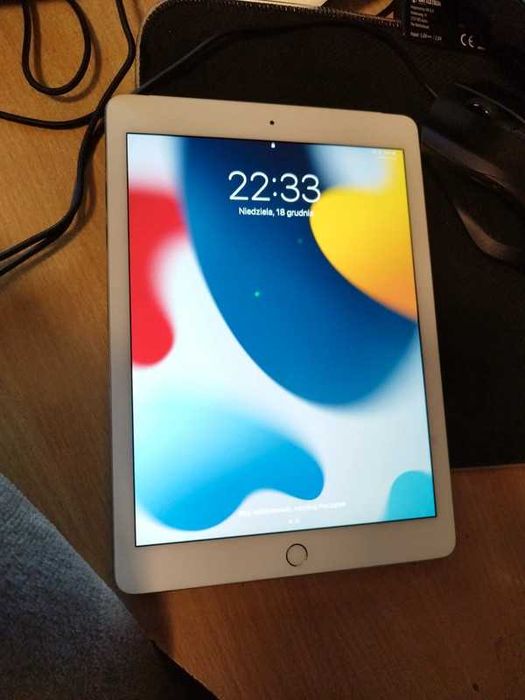 ipad 2 uzywany w dobrym stanie