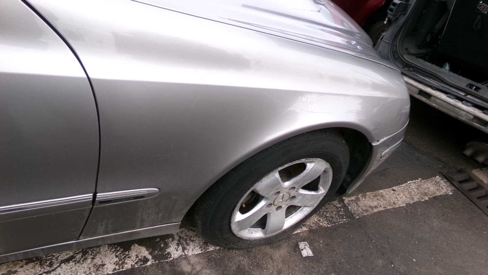Maj66 Błotnik przedni prawy mercedes w211 e klasa 723 wysyłka