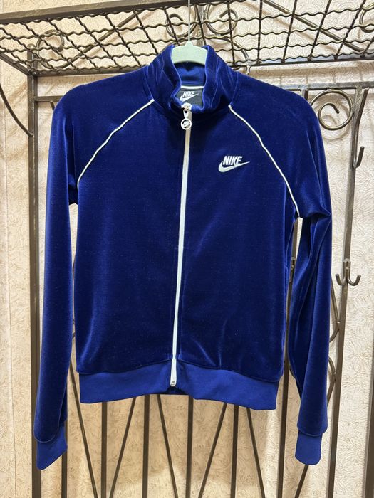Спортивна кофта Nike