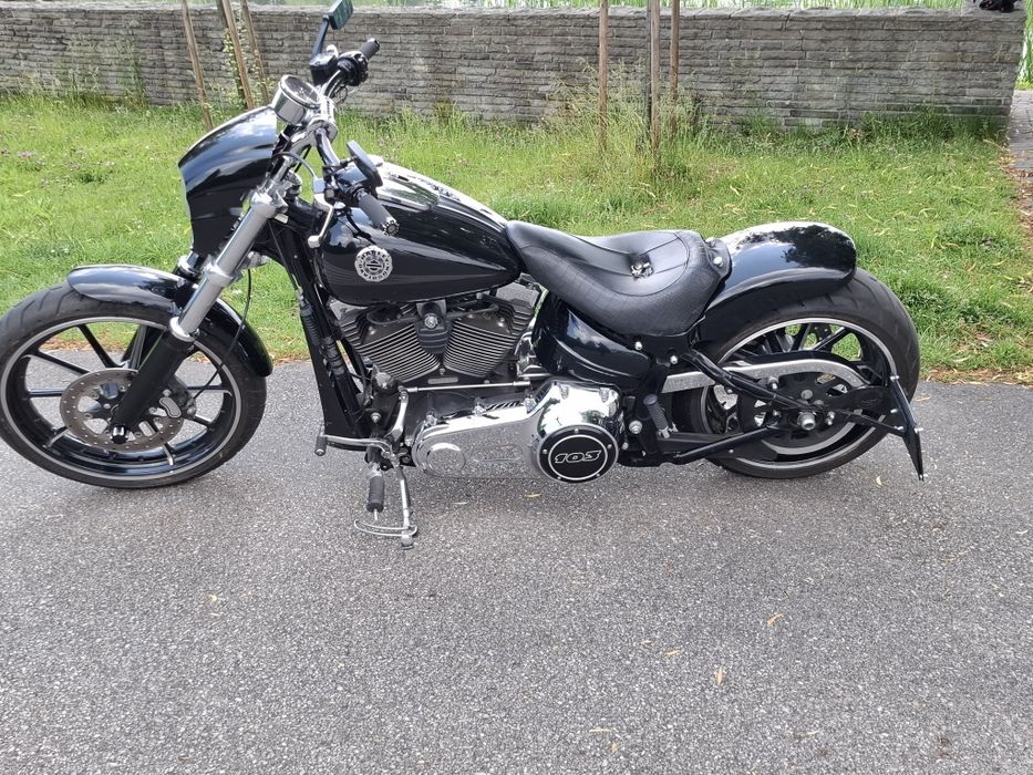 Harley davidson breakout
