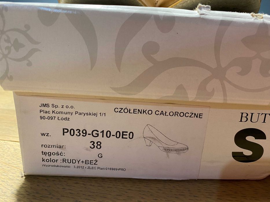 Czółenka całoroczne BUTS rudy-beż r. 38