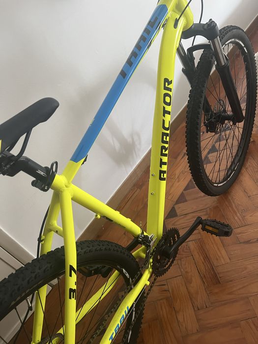 Bicicleta aro 29 + luvas + capacete
