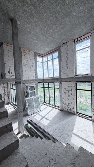 Продам современный дом с.Вольное ,Красный Шахтарь