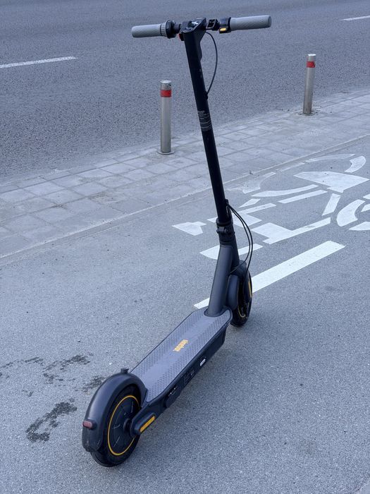 Електросамокат Segway Ninebot KickScooter MAX G30P  30км/год