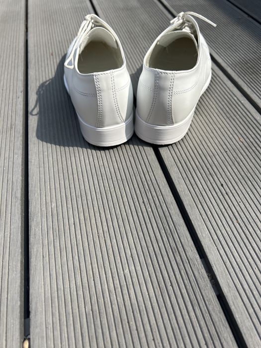 Buty komunijne  chlopiec r 35 białe