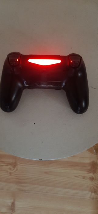 Pad do konsoli ps4