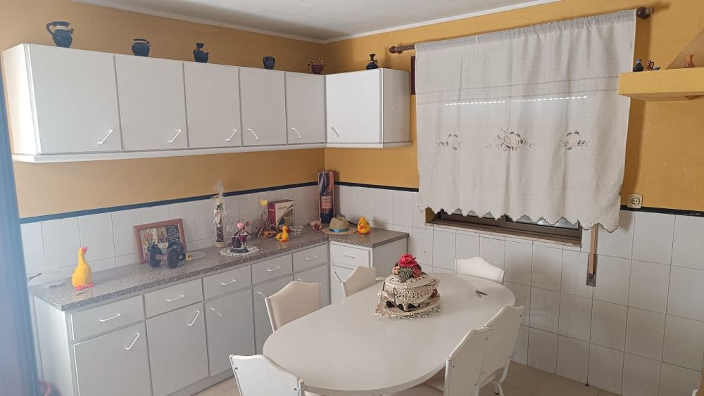 Moradia v4 em Baião