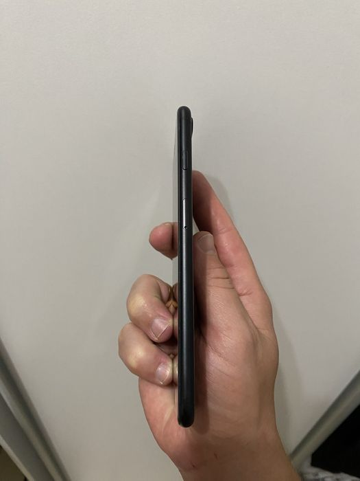 Смартфон Apple iPhone 7 Plus 32 ГБ