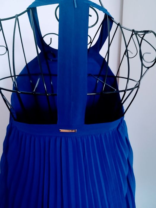 Sukienka habrowa Guess