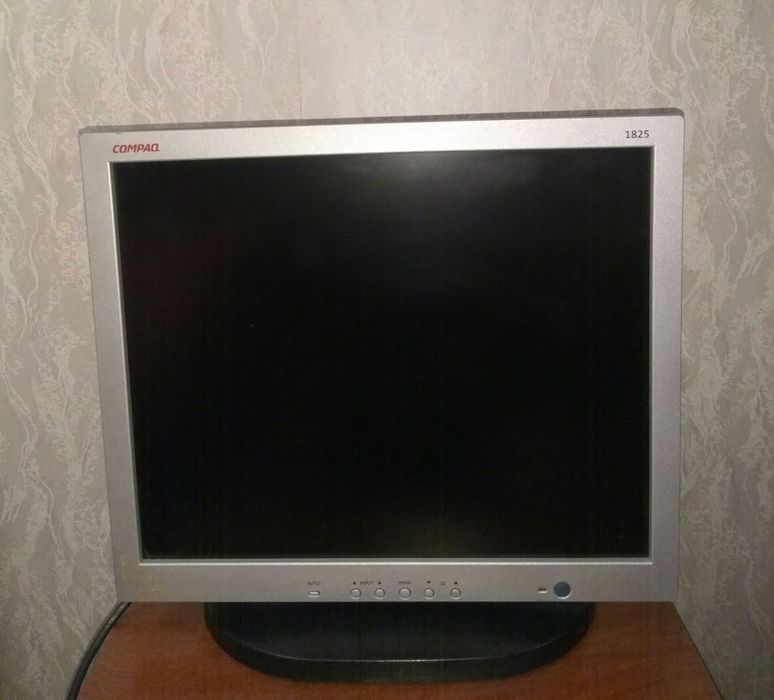 Монитор HP compaq. Монітор