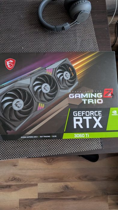 GeForce Rtx 3060 ti MSI  gaming trio Z
