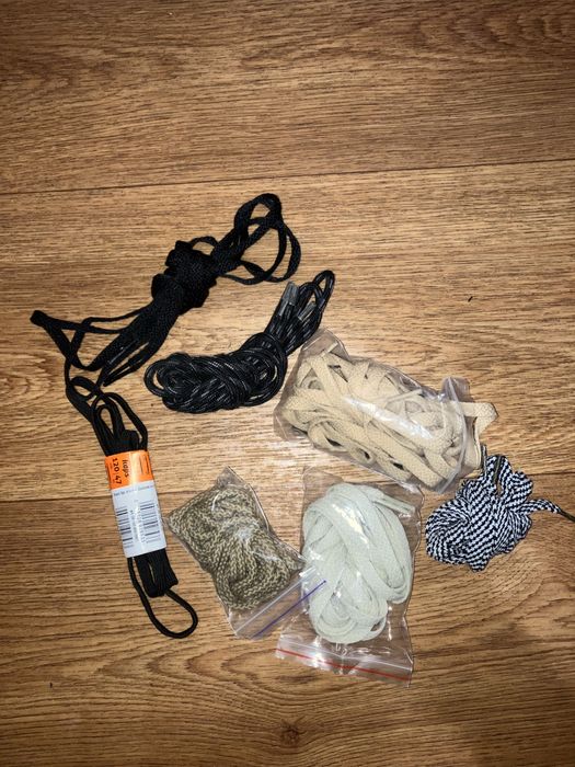 Шнурки. Ціна все що на фото.