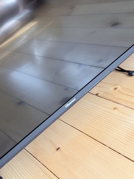 Smart TV Hisense — як новий!