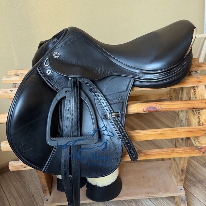 Конь кінь кобила сідло лошадь кобила