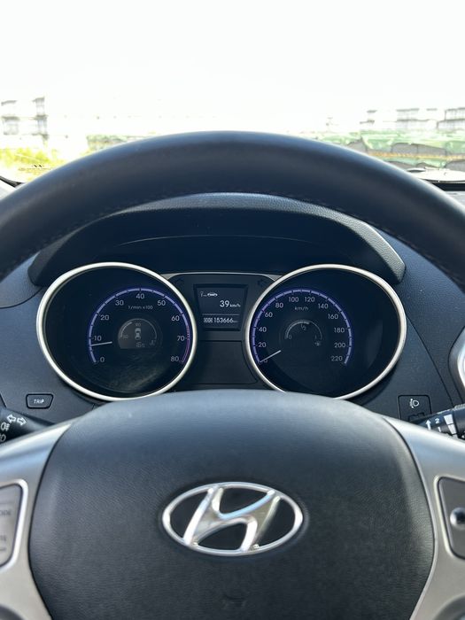 Hyundai ix35 1.6 benzyna