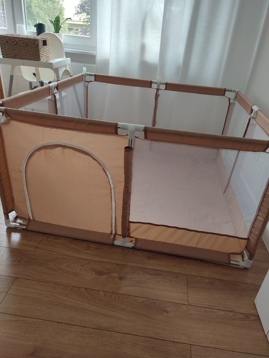 Kojec z kulkami dla dziecka