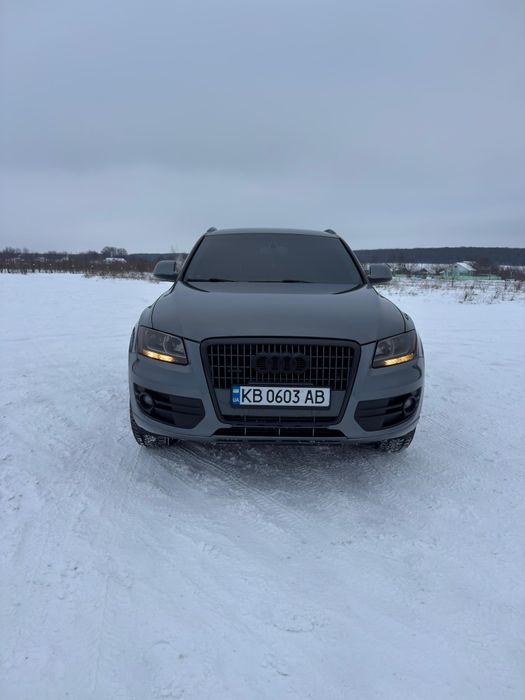 Продам Ауді Q5 в гарному стані