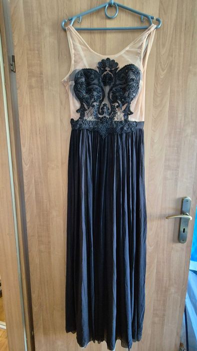 Sukienka wieczorowa / balowa w rozmiarze S-M