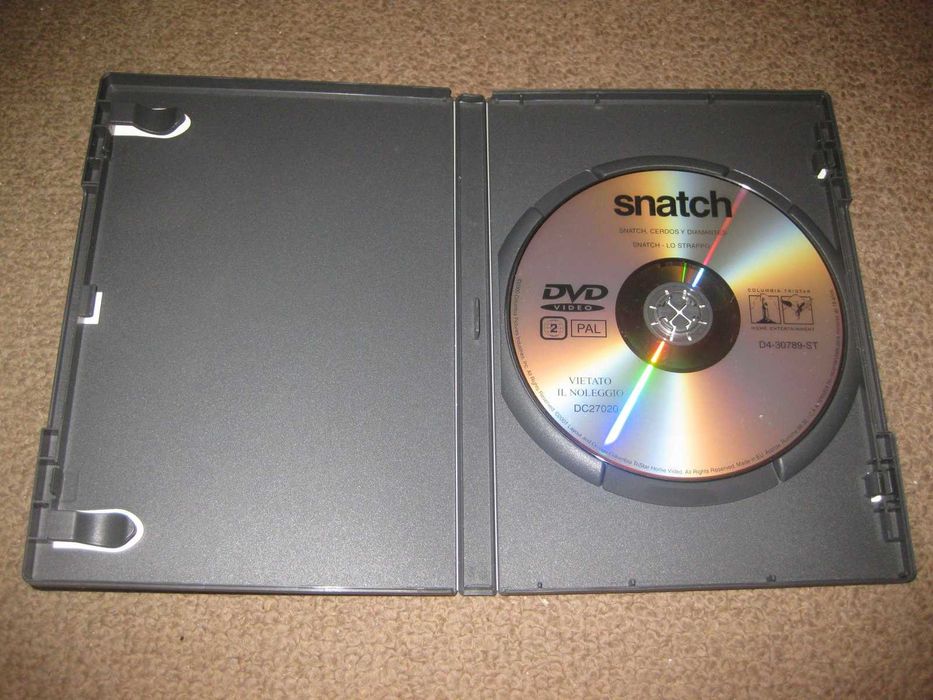 DVD "Snatch - Porcos e Diamantes" com Brad Pitt