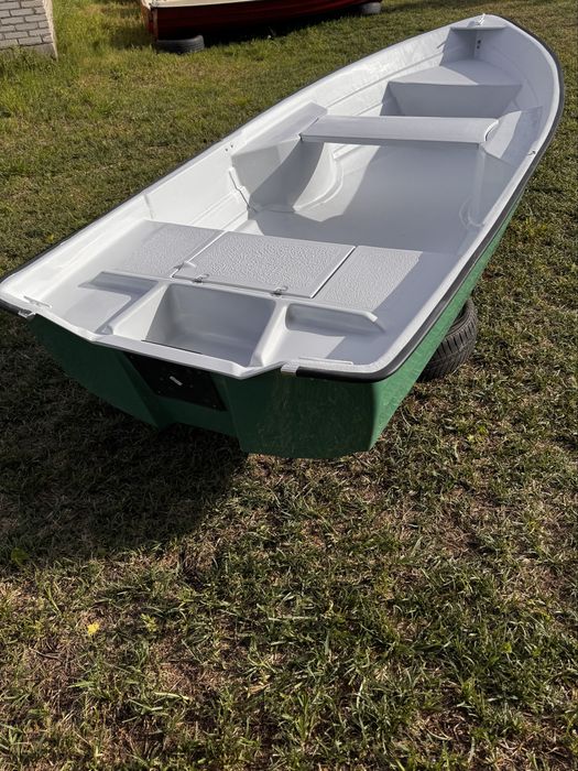 Łódź łódka wiosłowo-motorowa 380x150