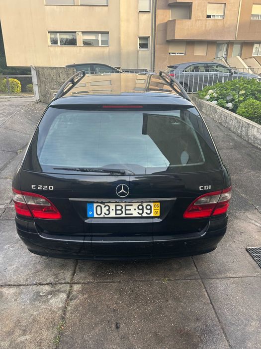 Vende-se carrinha Mercedes E220 Ano 2006