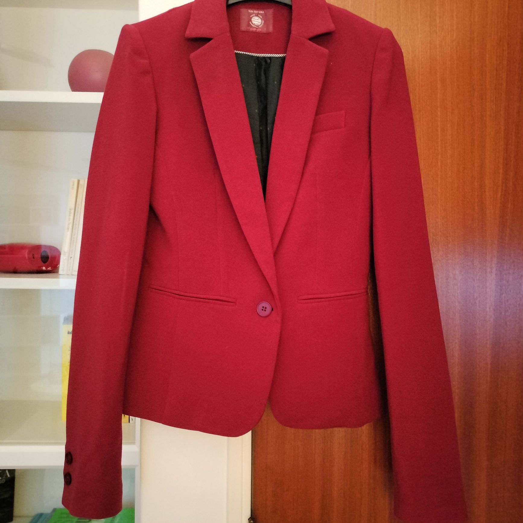 Blazer rouge bershka hotsell