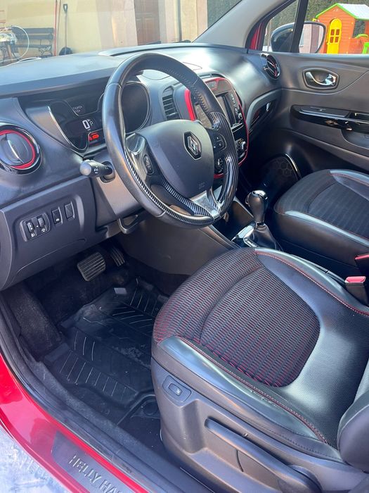 Niski przebieg RENAULT CAPTUR Helly Hansen
