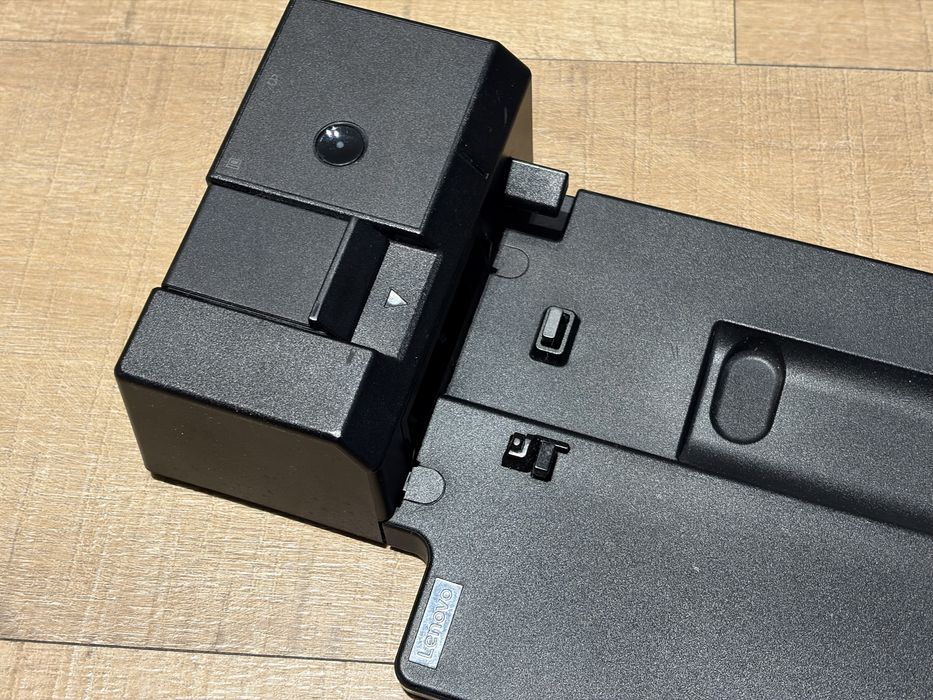 Lenovo ThinkPad Ultra Dock 40AJ – stacja dokująca