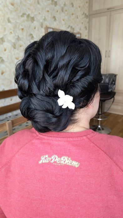 Макіяж і зачіска від 1550 грн за образ