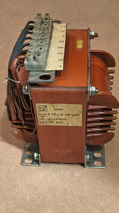Transformator 660 VA odczepy na napięcia 0 - 20 - 220 - 400 - 440V