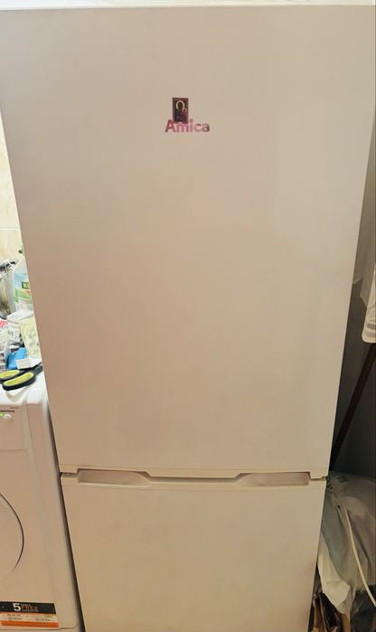 Lodówka Amica biała