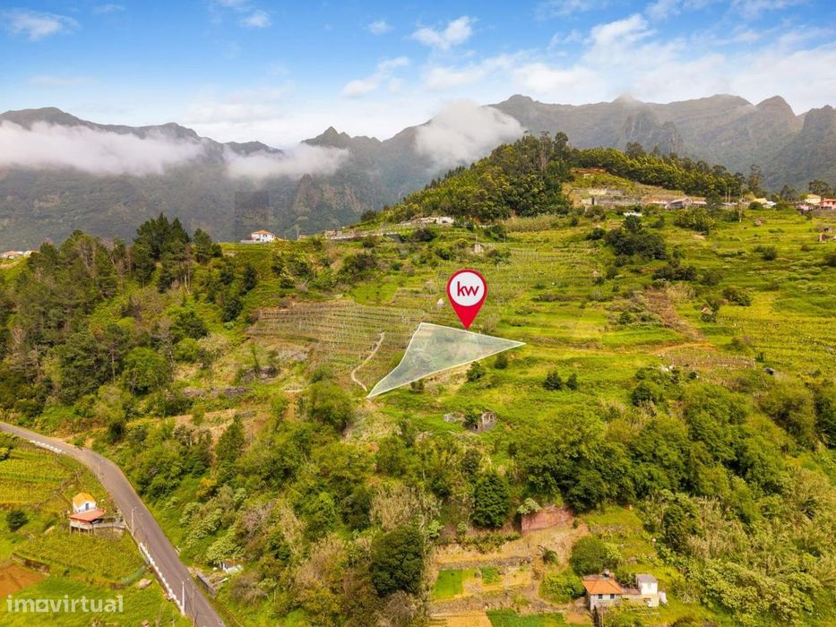 Terreno Rústico em S. Vicente -Rosário- O Seu Refúgio na Natureza