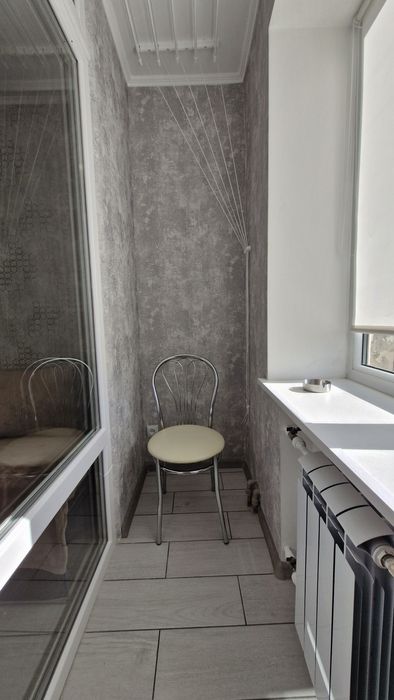 Двухкомнатная студия центр. Квартиры посуточно