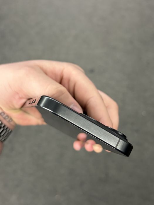 iPhone 15 Pro 128 GB - super stan!!!