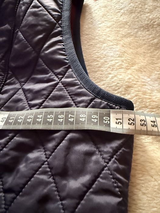 Barbour sprzedam damski bezrekawnik.