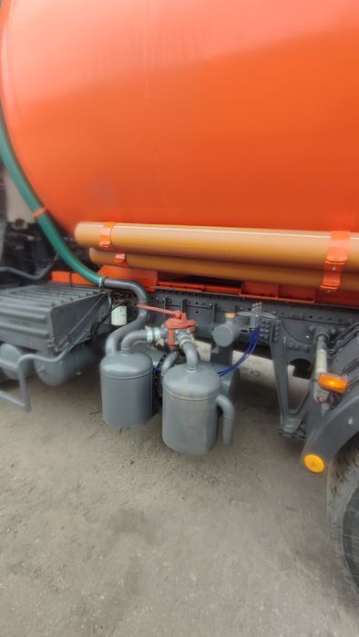 Продам ассенизаційний автомобіль