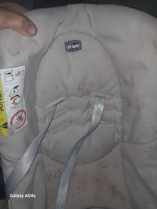 Carrinho bebe + ovo 7eur.