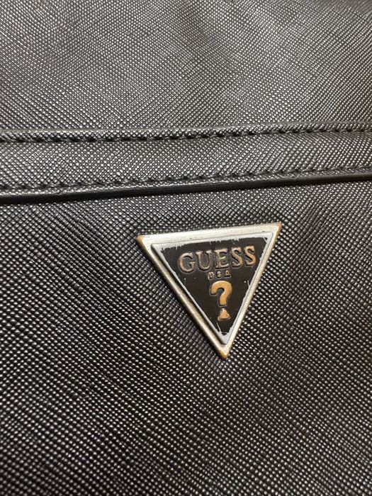 Чоловіча сумка guess