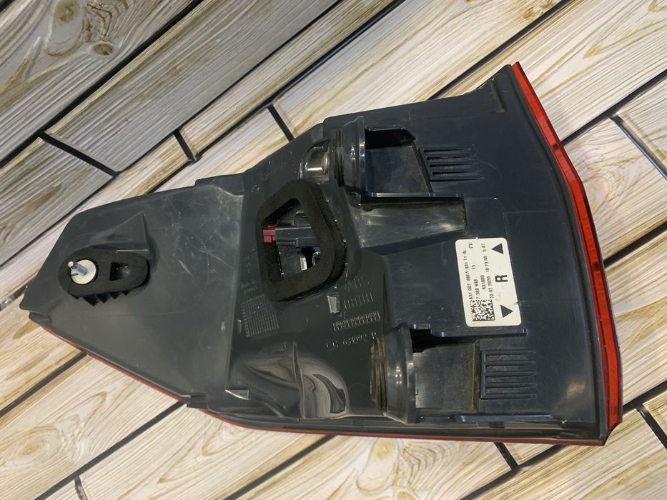 BMW 5 G30 G31 универсал задний фонарь правый оригинал